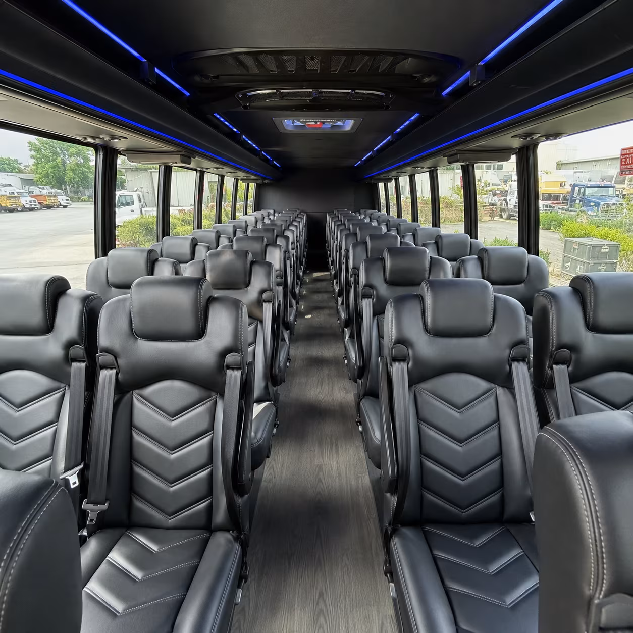 clarksville family reunion and vacation bus rentals