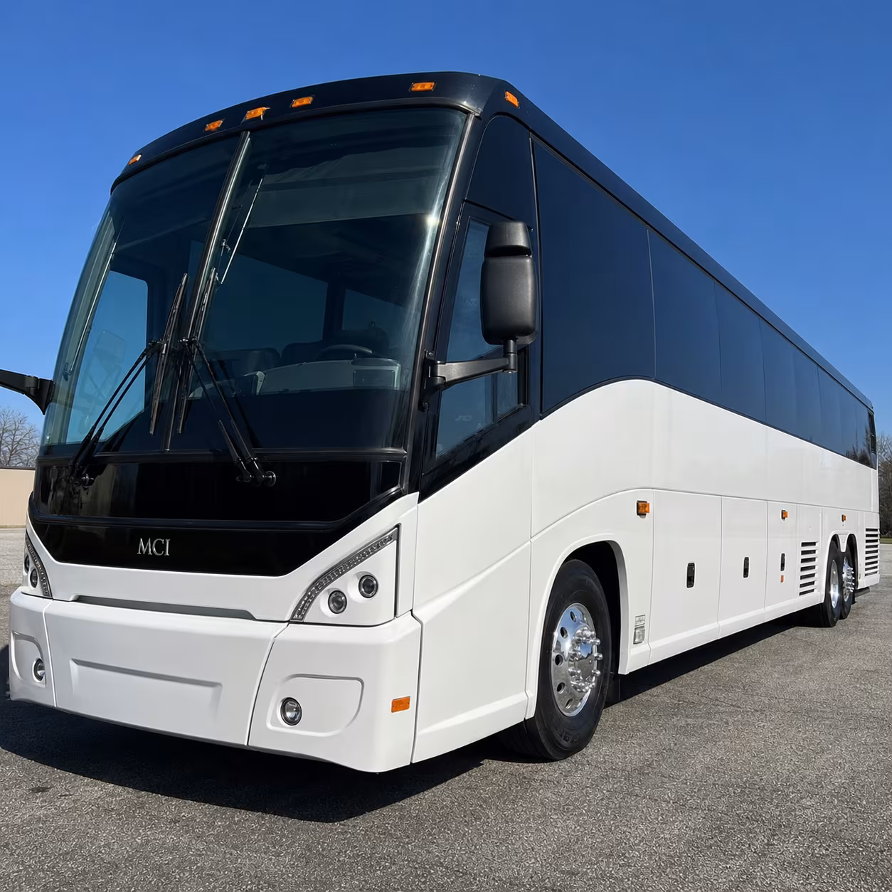 clarksville long distance charter bus prices
