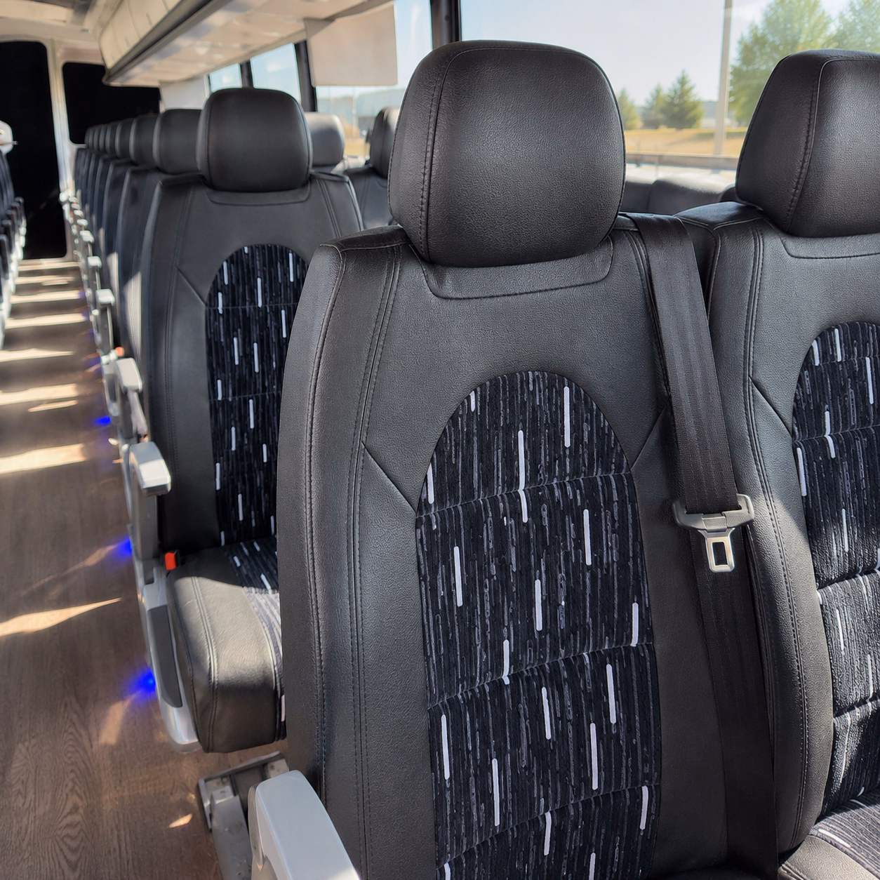 guest shuttles to beachaven downtown and wedding venues around clarksville